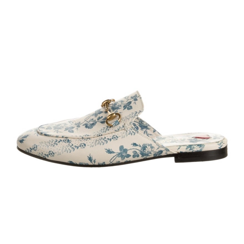 Gucci Blue and White Floral Loafers with Gold Ornament